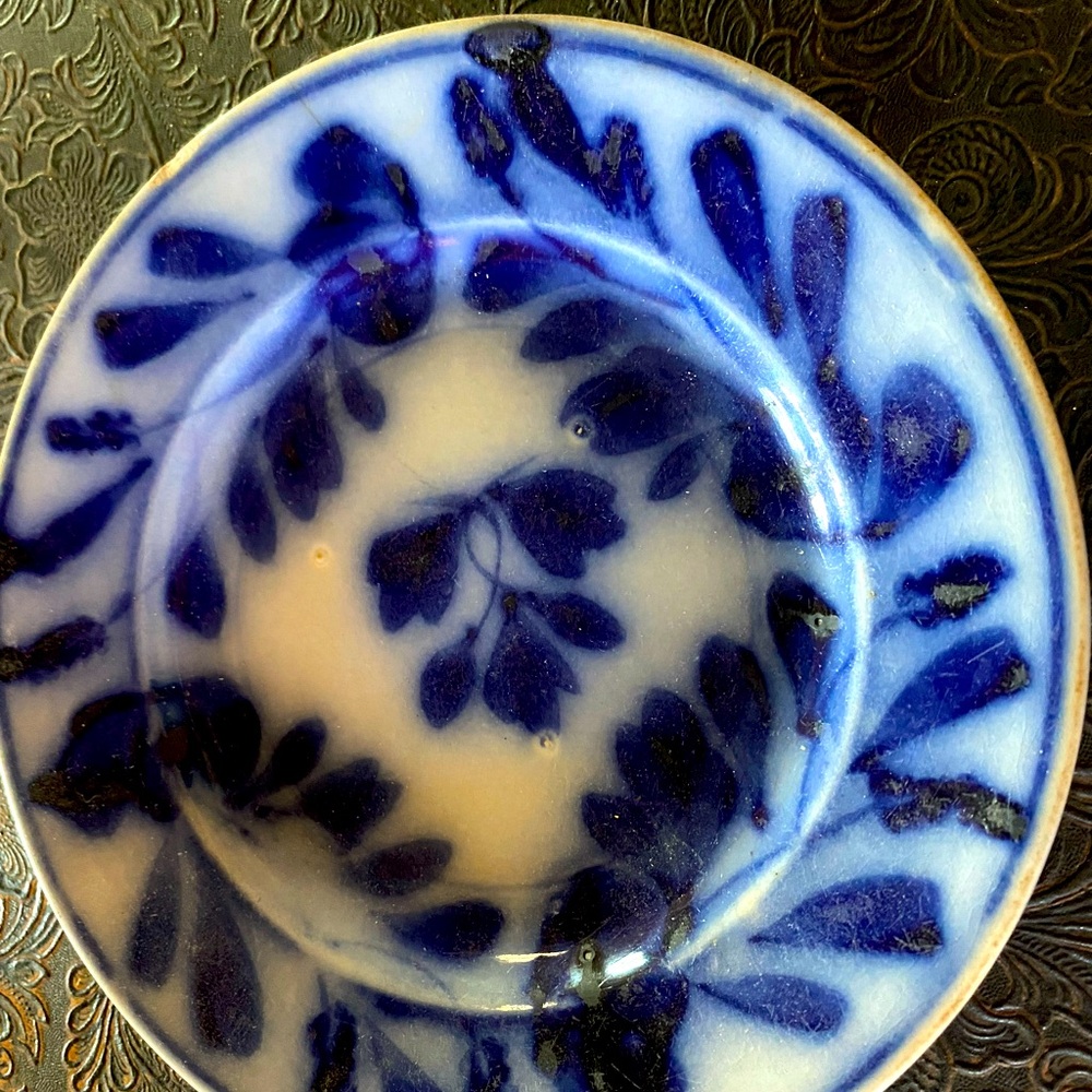 Pottery saucer